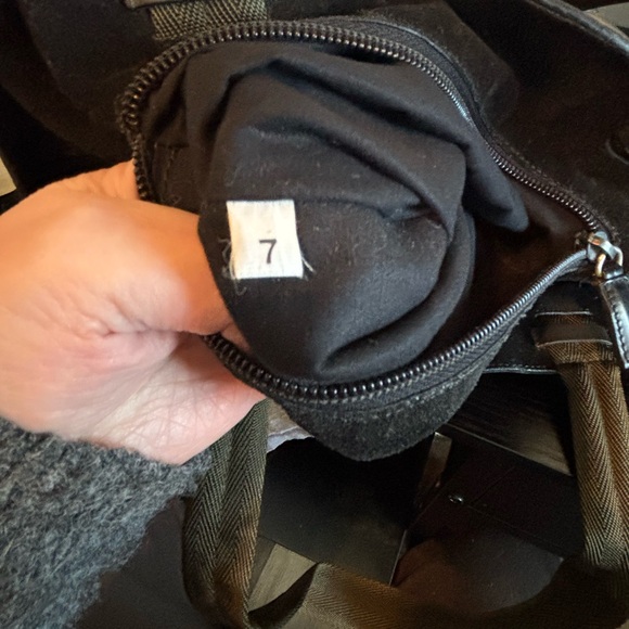 Vintage Prada Spazzolato Leather Tote – Laser-Cut Logo – Black - Picture 8 of 10